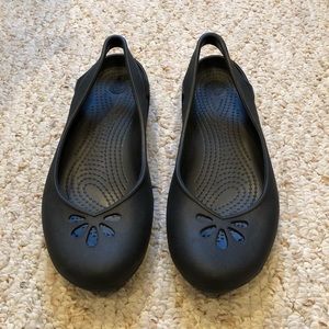 CROCS Taylor Slingback Cut Out Flower Flat